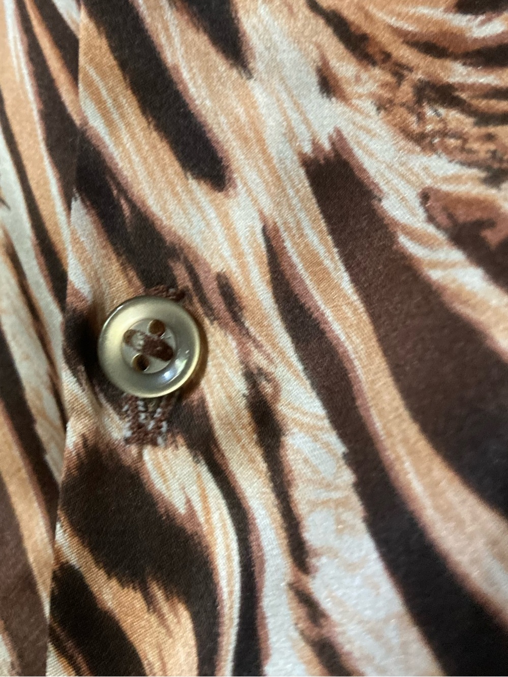 Vintage 80’s Gentleman by Jean Mercius Silk Button Down Shirt - Picture 6 of 7